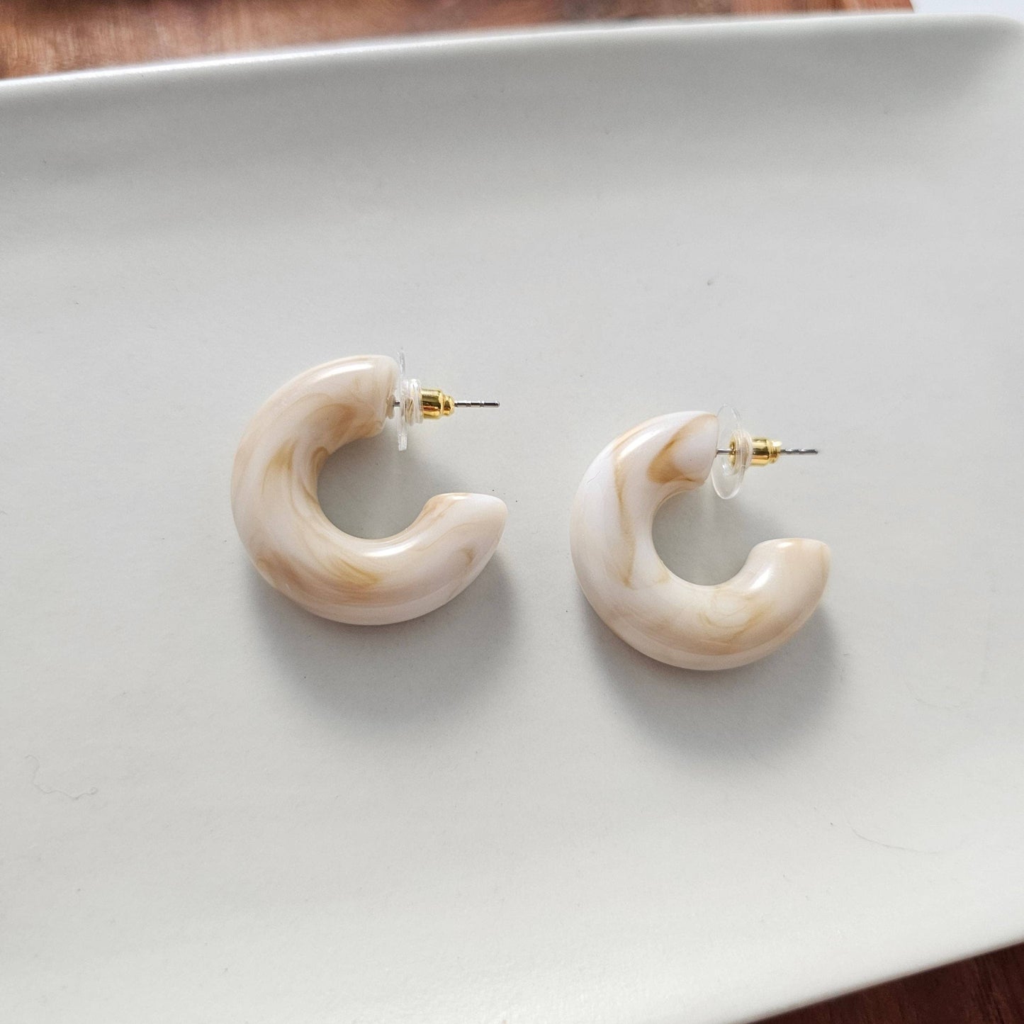 Natural Chloe Hoops