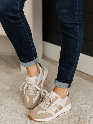 Emerie Sneaker