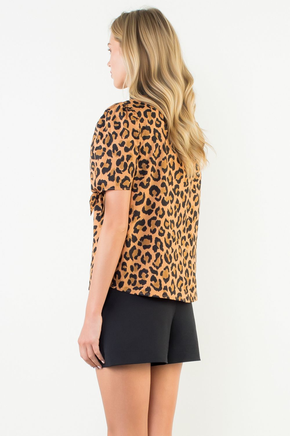 THML Short Sleeve Cheetah Print Top