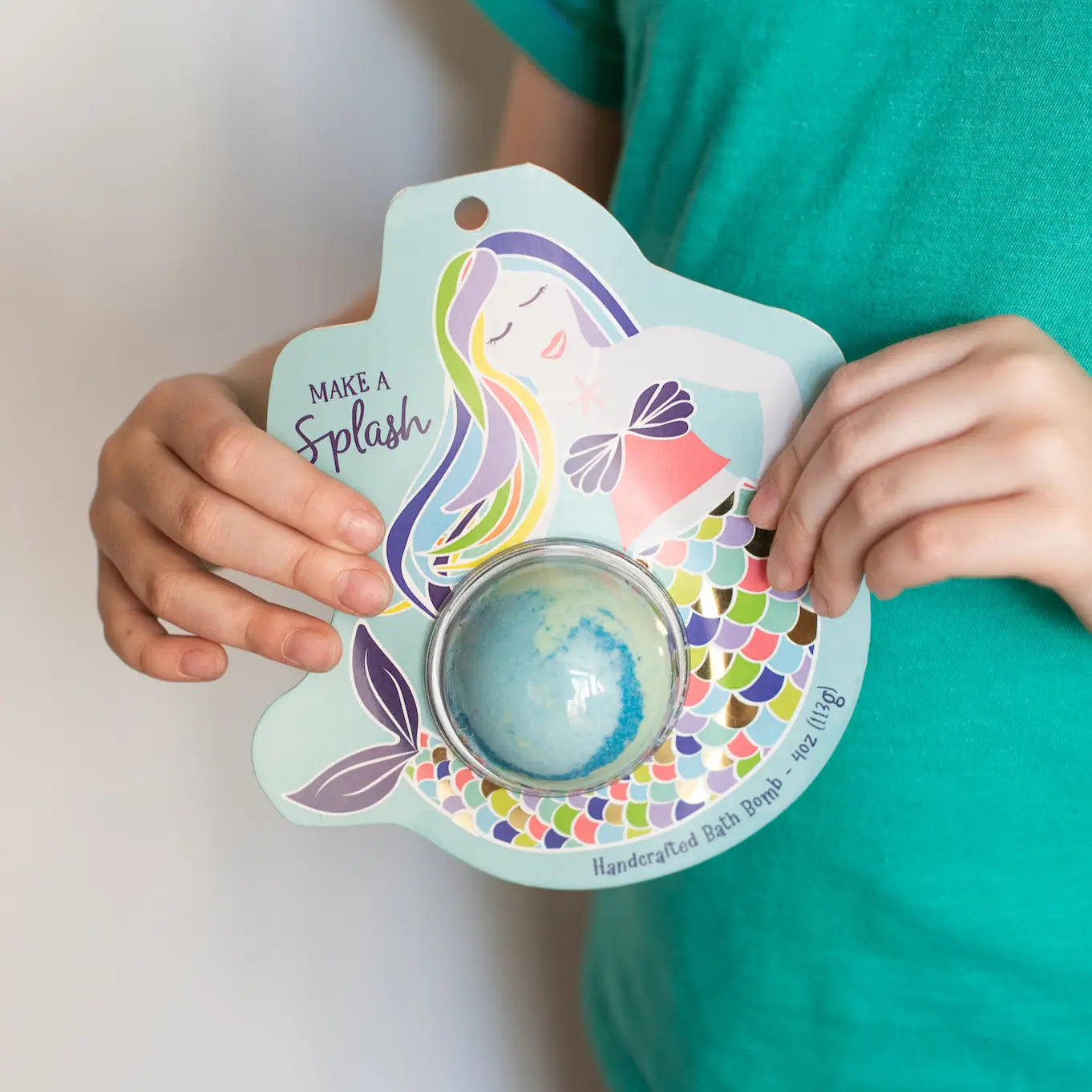 Make a Splash Mermaid Clamshell Bath Bomb