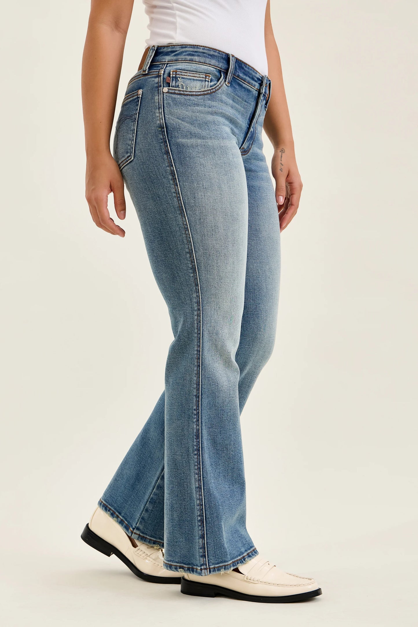 Judy Blue Low Rise Daisy Bootcut