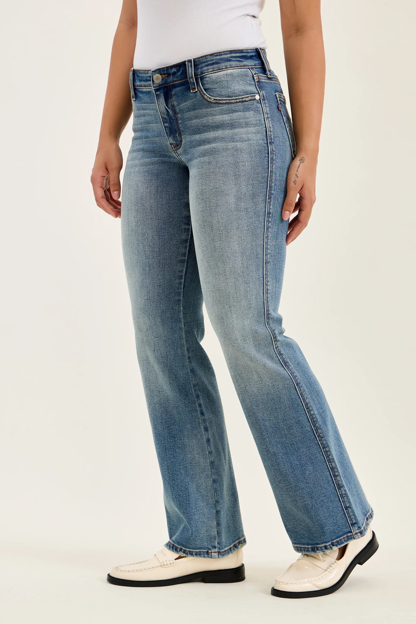 Judy Blue Low Rise Daisy Bootcut