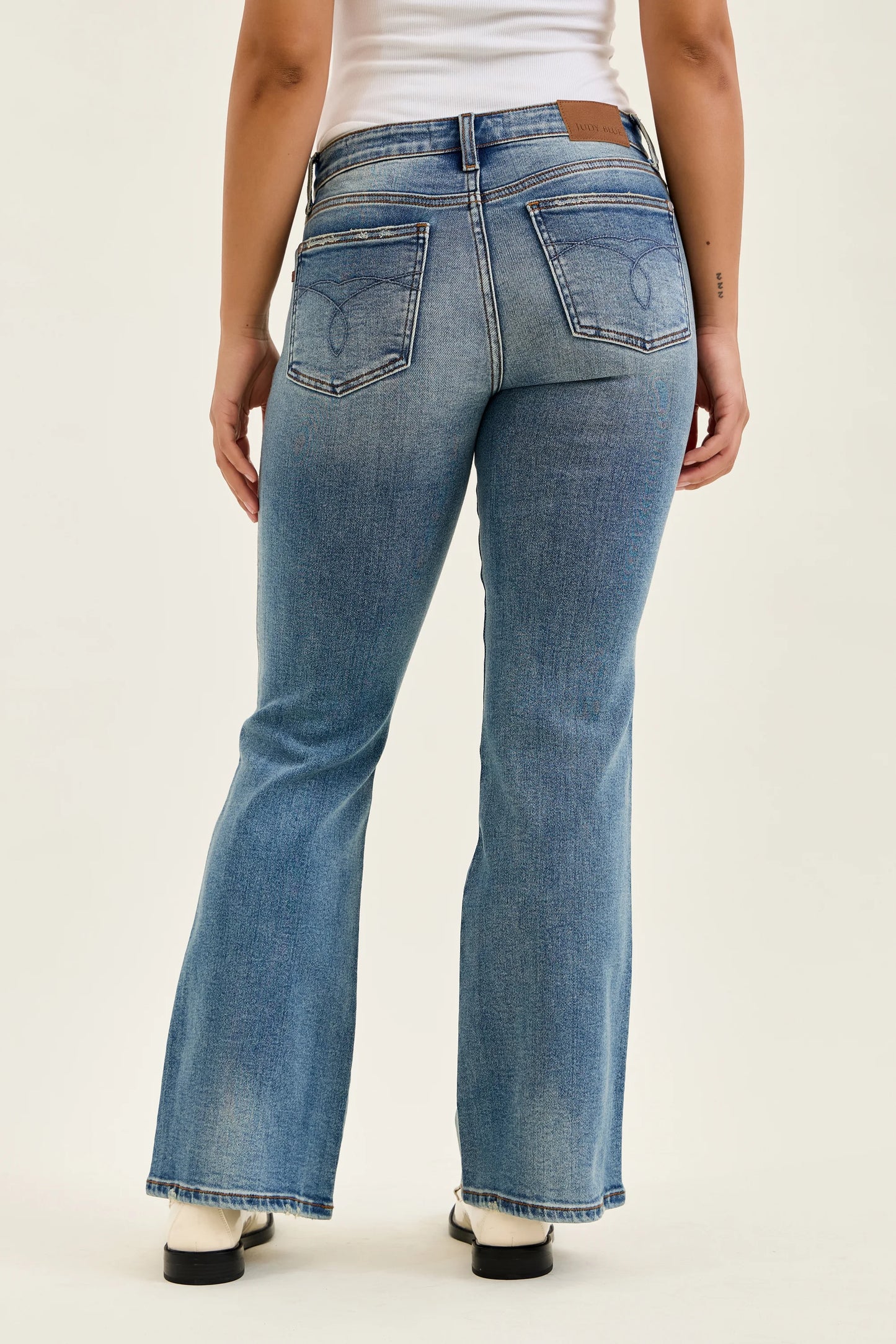 Judy Blue Low Rise Daisy Bootcut