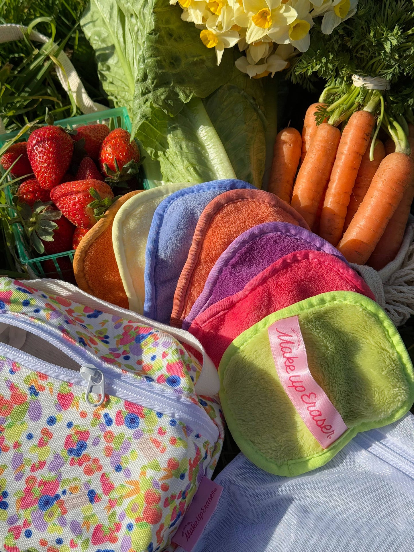 Farmer's Market 7-Day Set with Makeup Bag | Floral & Bright