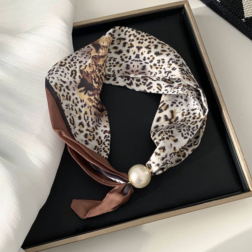 Animal Print Pearl Magnetic Clasp Scarf