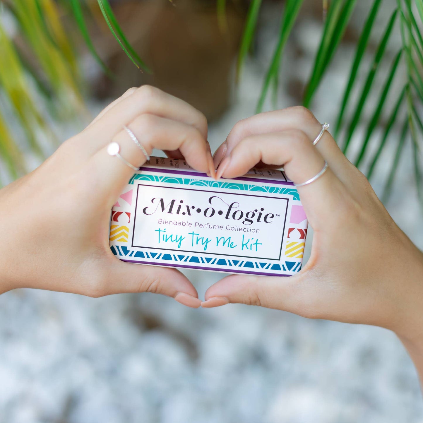 Mixologie Tiny Try Me Kit - A Perfume Discovery Sampler Kit