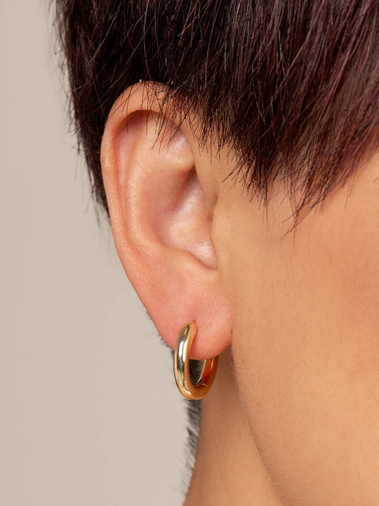 ZENZII - Small Chunky Huggie Earring