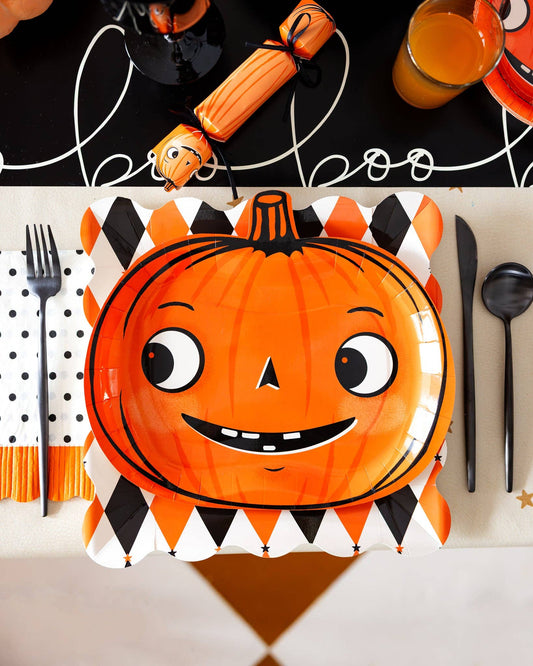 Vintage Pumpkin Paper Plate Set