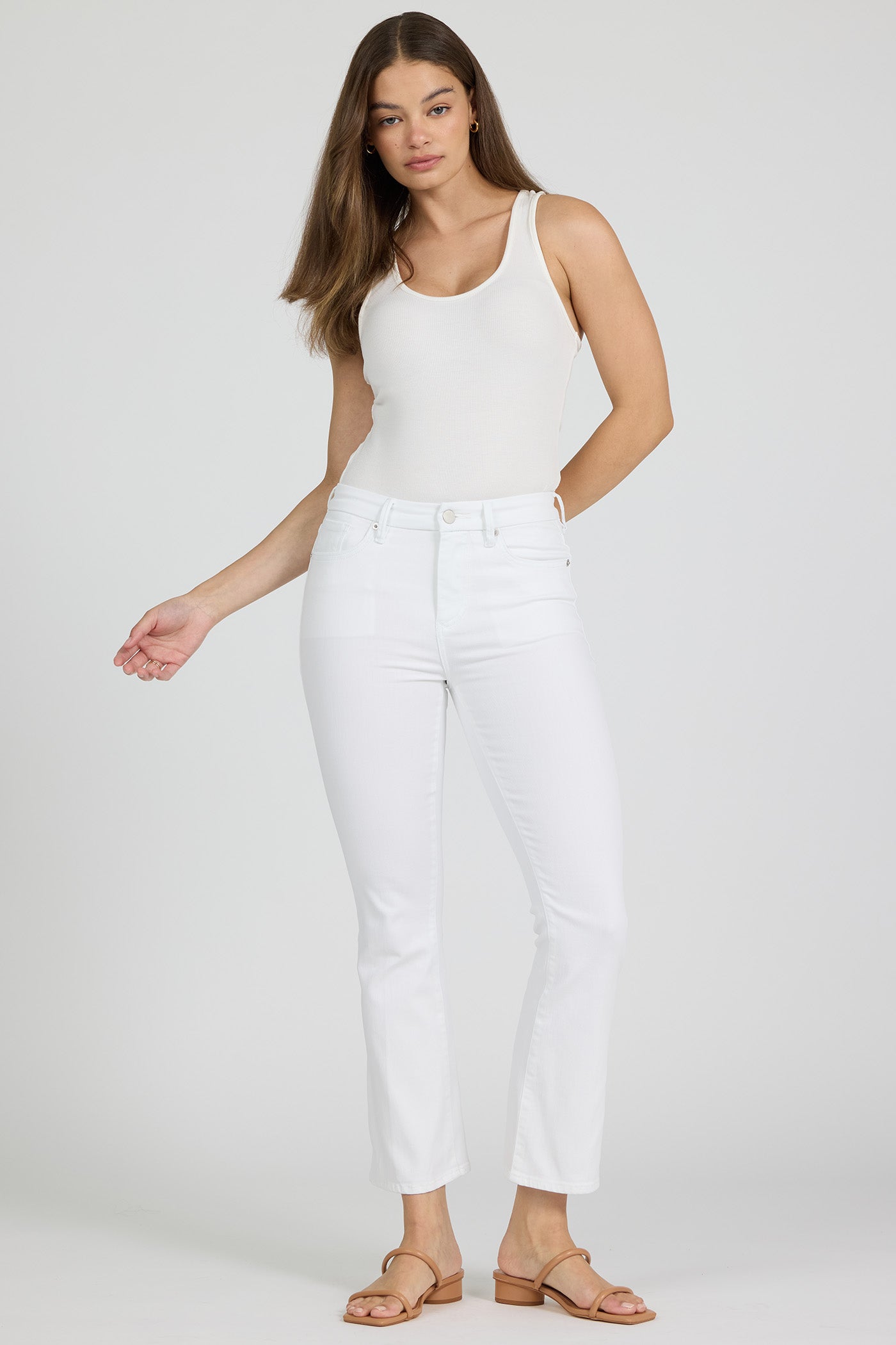 Jeanne Mid Rise Cropped Flare Jeans