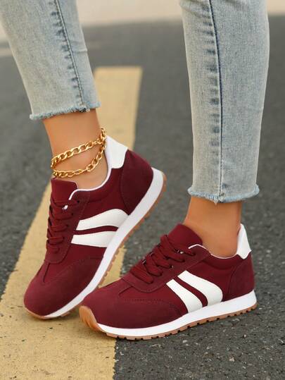 Emerie Sneaker