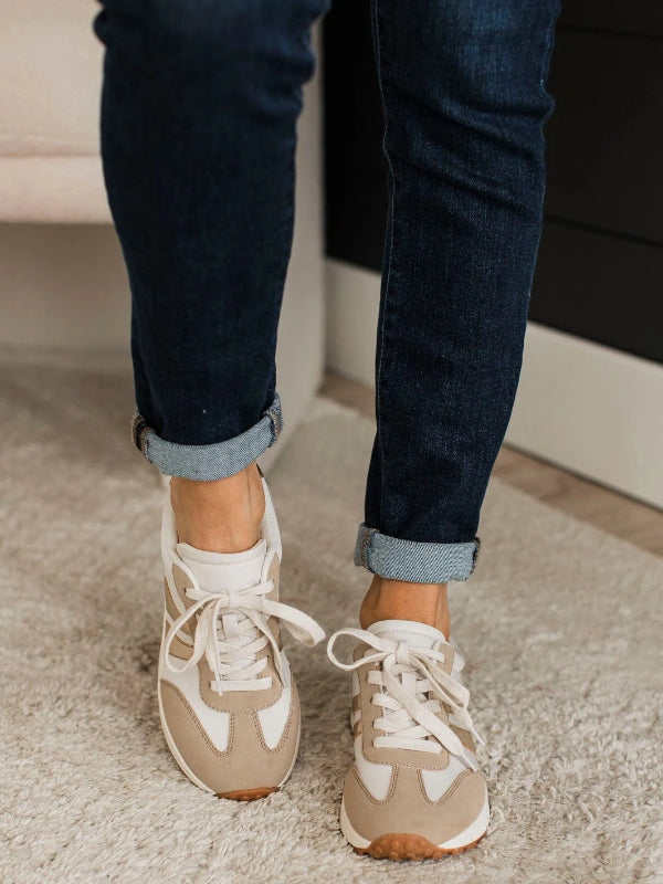 Emerie Sneaker