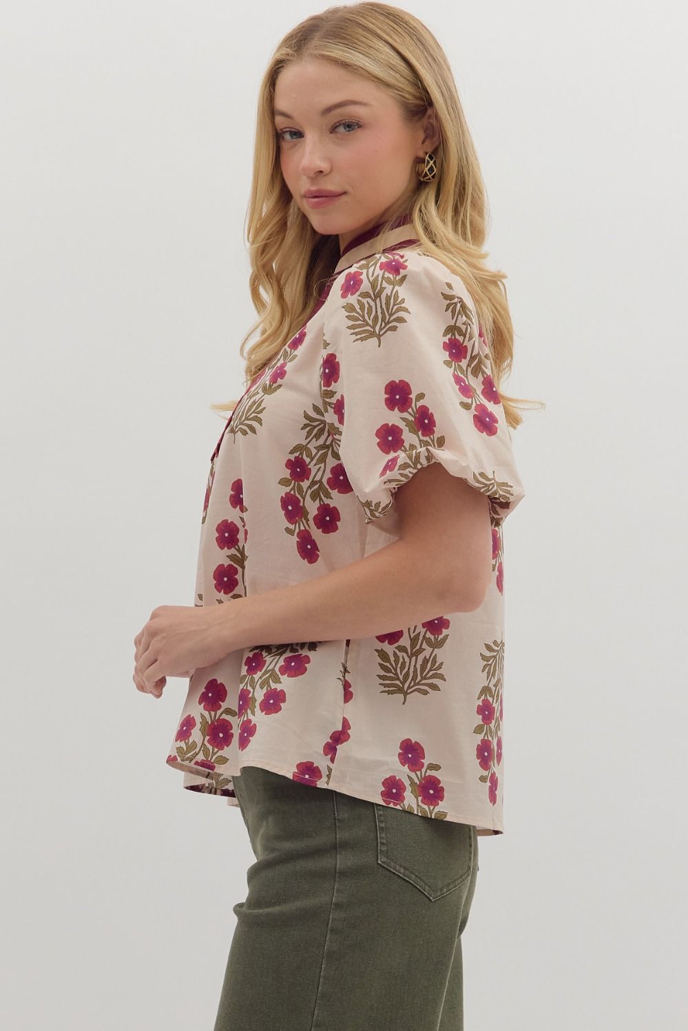 Floral Top with V Neck Accent Ecru