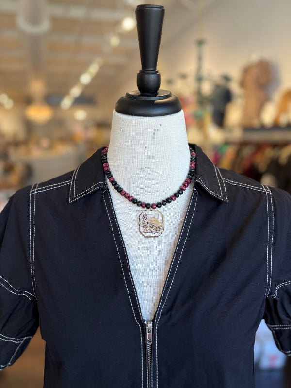 Ellison Stone Necklace Gold Pendant