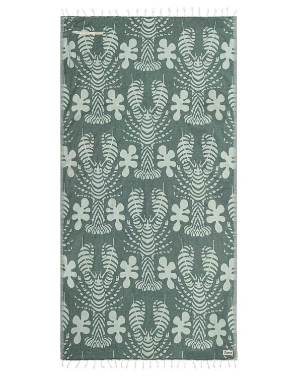 Lumen with Zip Pocket Towel