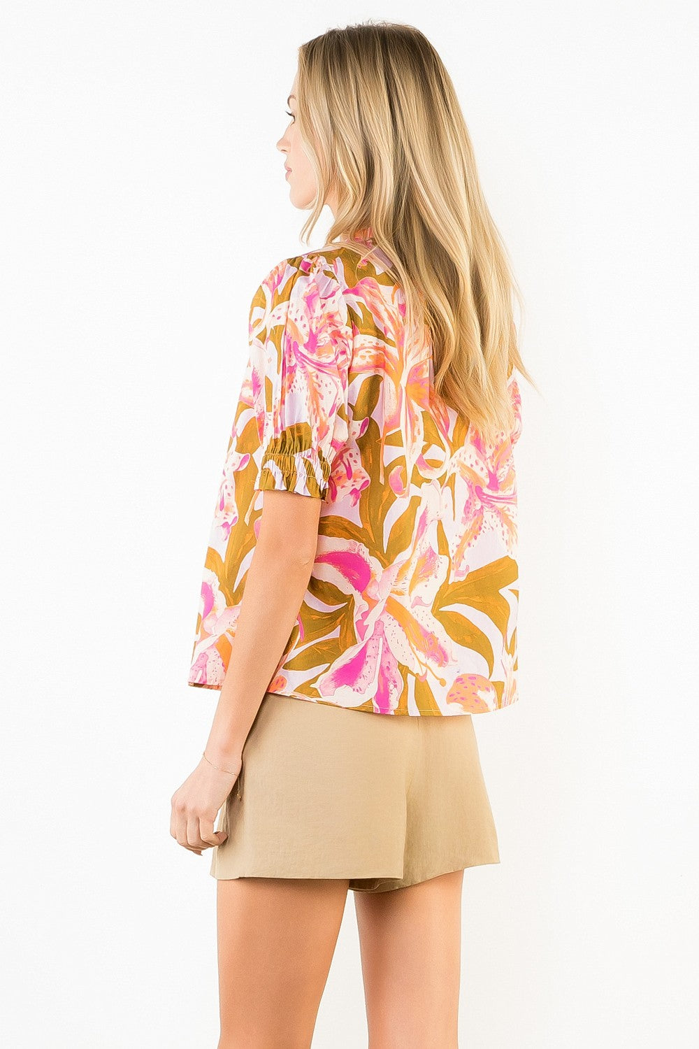 THML Ruffled Sleeve Floral V-neck Top