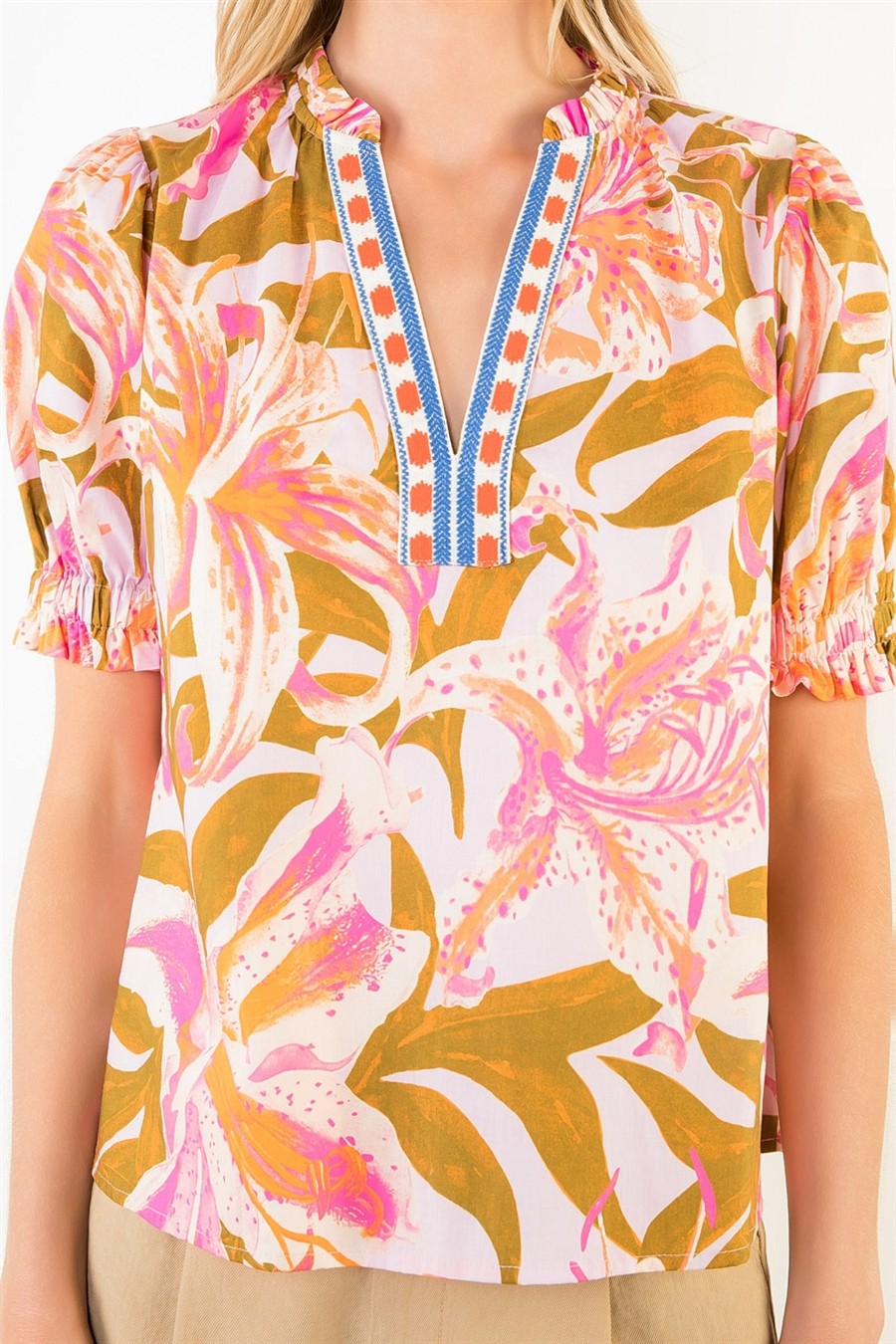 THML Ruffled Sleeve Floral V-neck Top