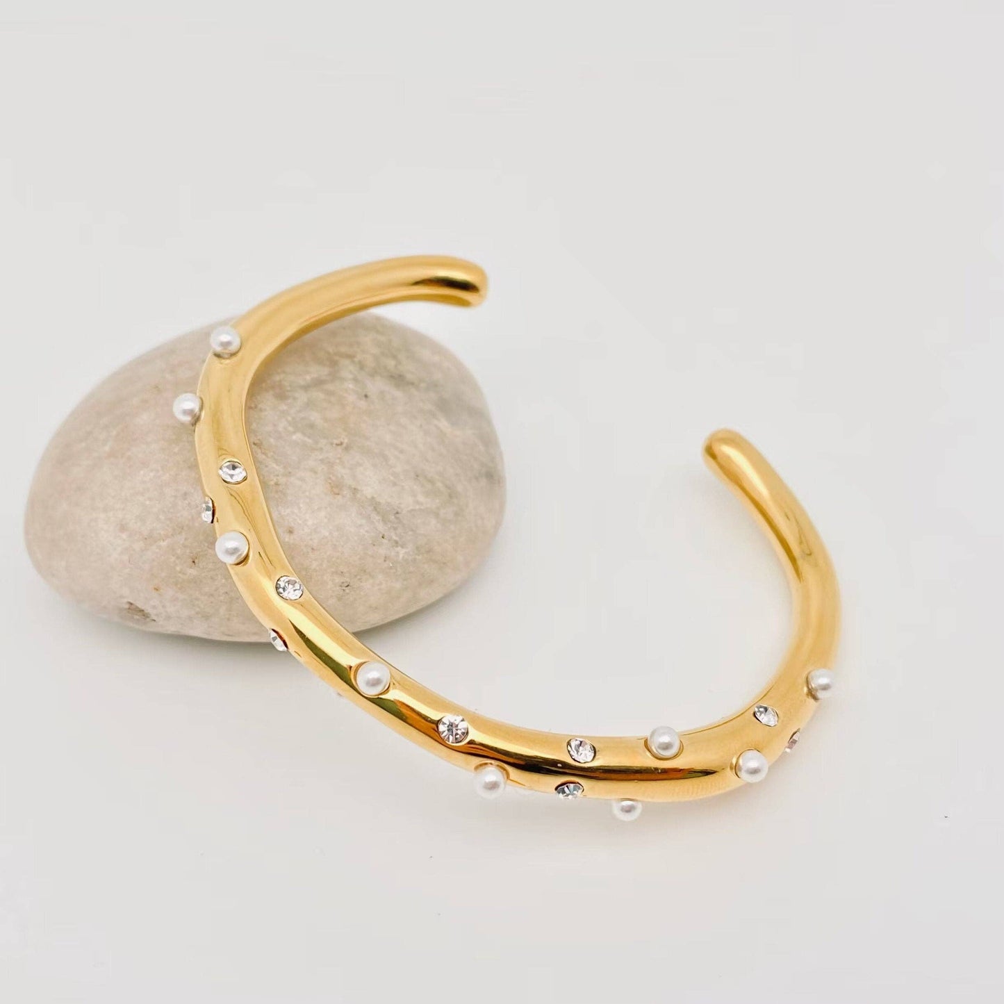 Zircon Pearl 18K Gold Plated Bangle