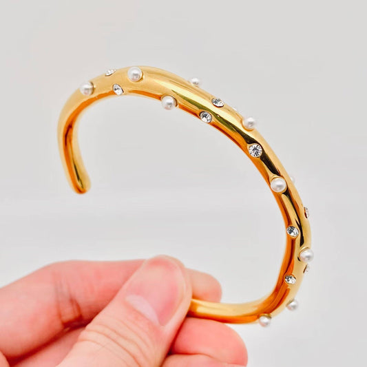 Zircon Pearl 18K Gold Plated Bangle