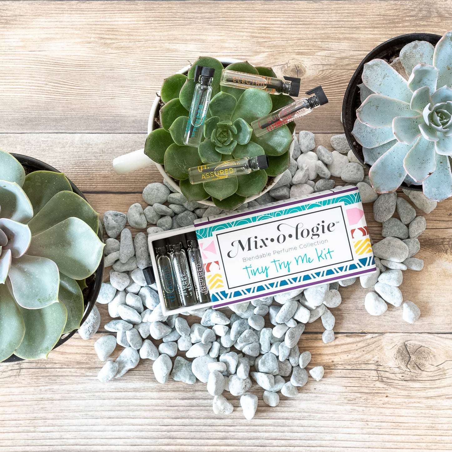 Mixologie Tiny Try Me Kit - A Perfume Discovery Sampler Kit